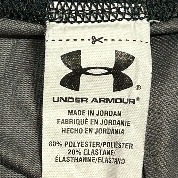 Under Armour Leggings Womens Medium Capri HeatGear Black Grey Yoga‎ Pilates - Picture 2 of 14